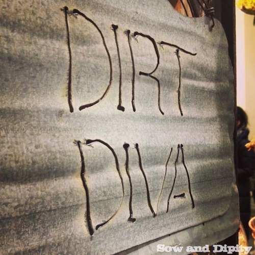 Dirt Diva sign