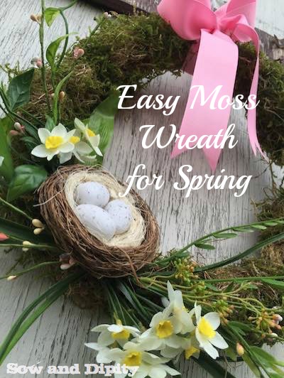 Easy Spring Moss Wreath